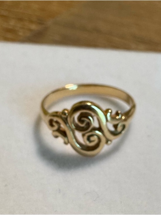 James Avery Jewelry - Retired James Avery 14K Gold Spanish Swirl Ring Size 5.75